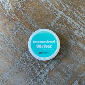 "International Writer" Round Button Pin